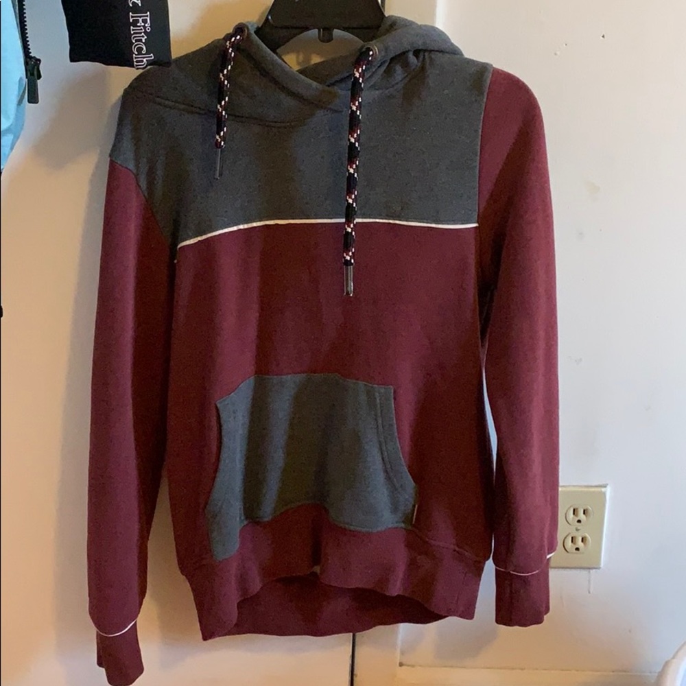 dravus hoodie